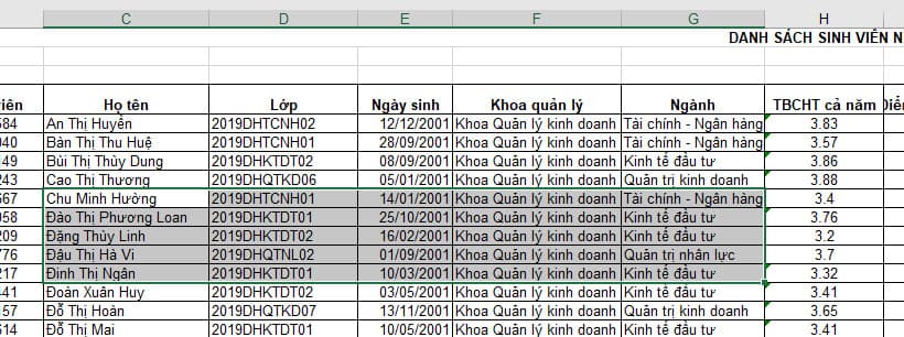 Chọn vùng dữ liệu muốn xuống dòng